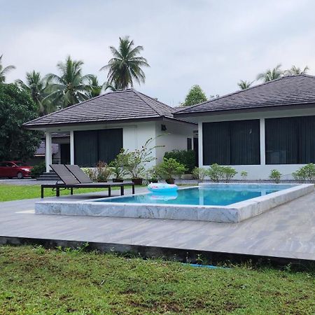 Suan Son Villa Koh Sa Nher สวนสนธิ์วิลล่า เกาะเสนอ Sha Szuratthani Kültér fotó
