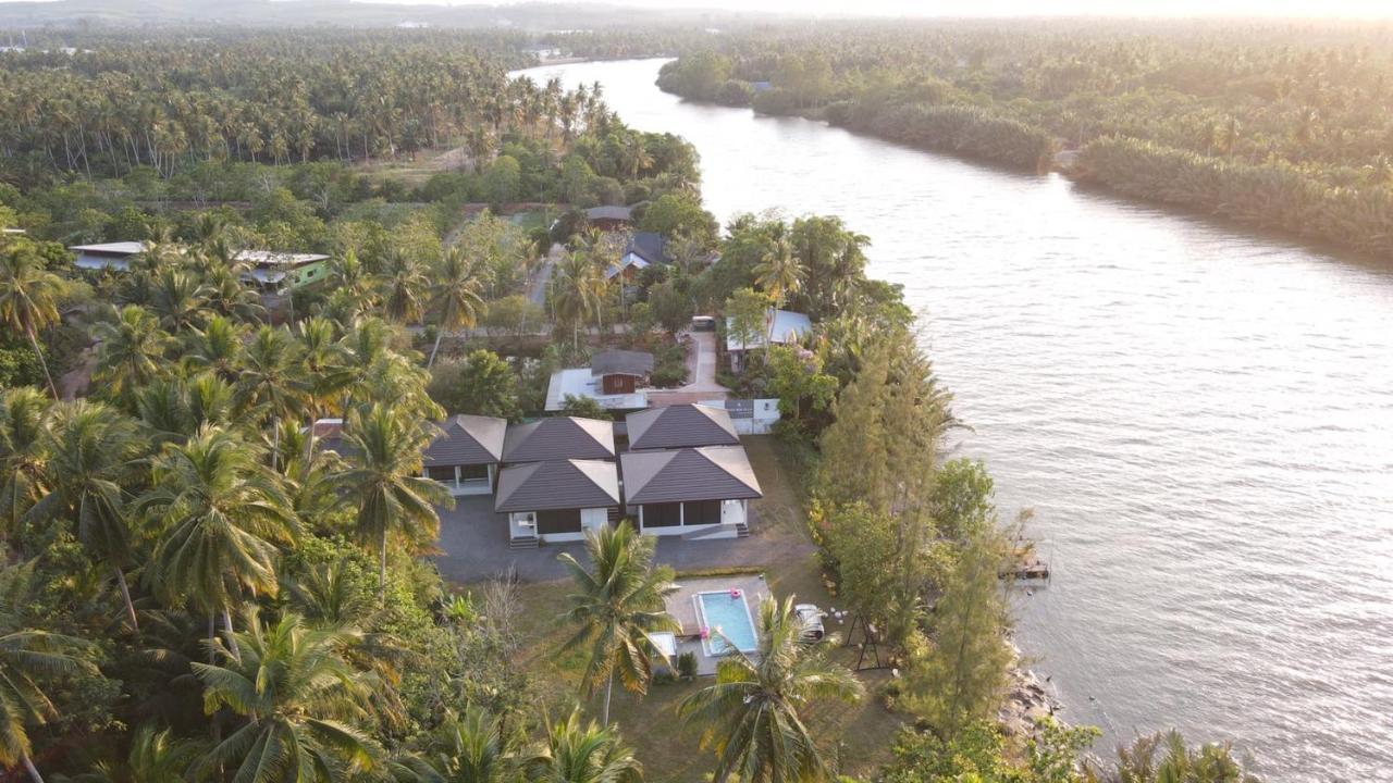 Suan Son Villa Koh Sa Nher สวนสนธิ์วิลล่า เกาะเสนอ Sha Szuratthani Kültér fotó