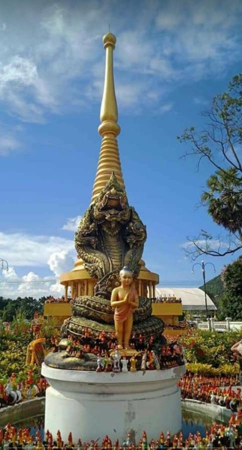 Suan Son Villa Koh Sa Nher สวนสนธิ์วิลล่า เกาะเสนอ Sha Szuratthani Kültér fotó
