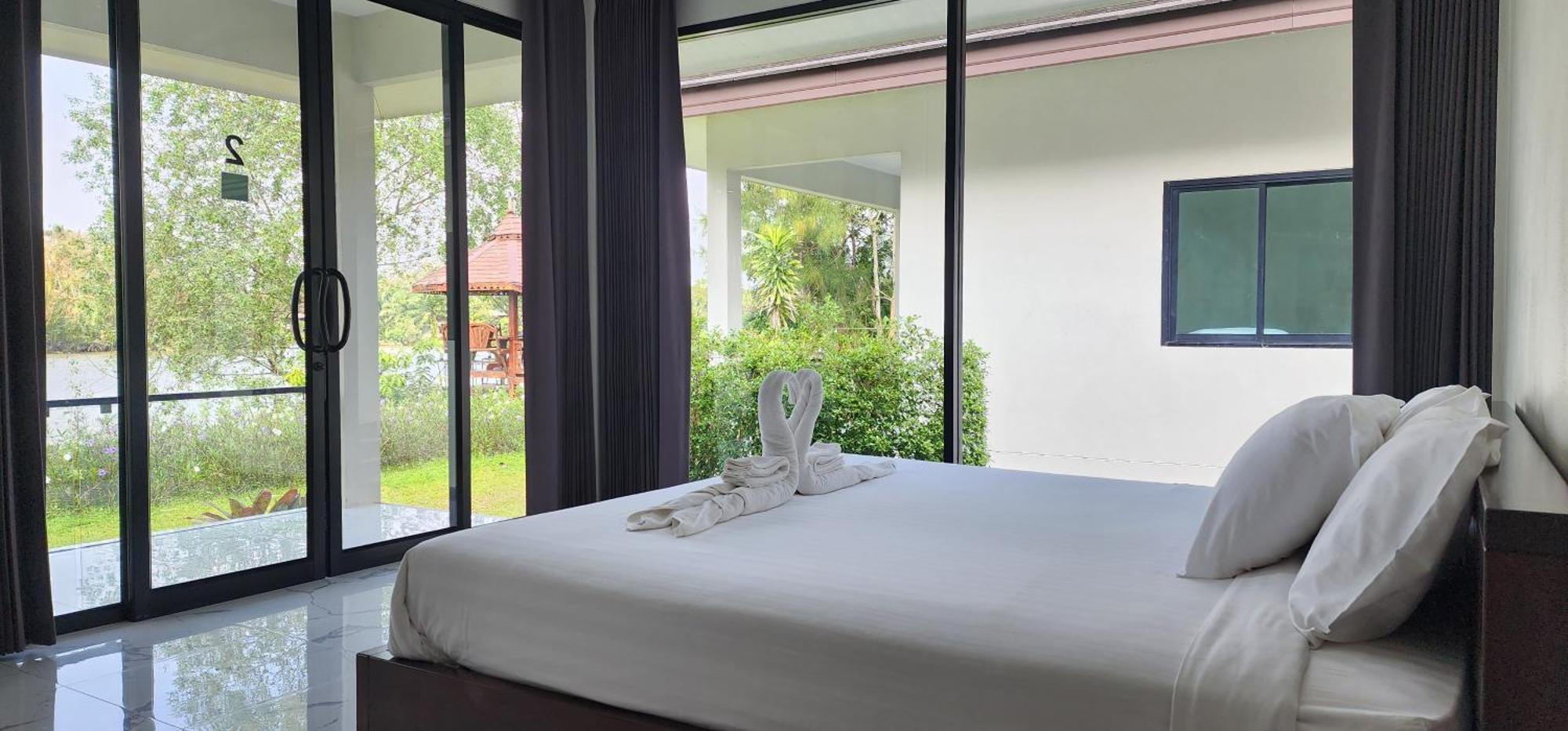 Suan Son Villa Koh Sa Nher สวนสนธิ์วิลล่า เกาะเสนอ Sha Szuratthani Kültér fotó