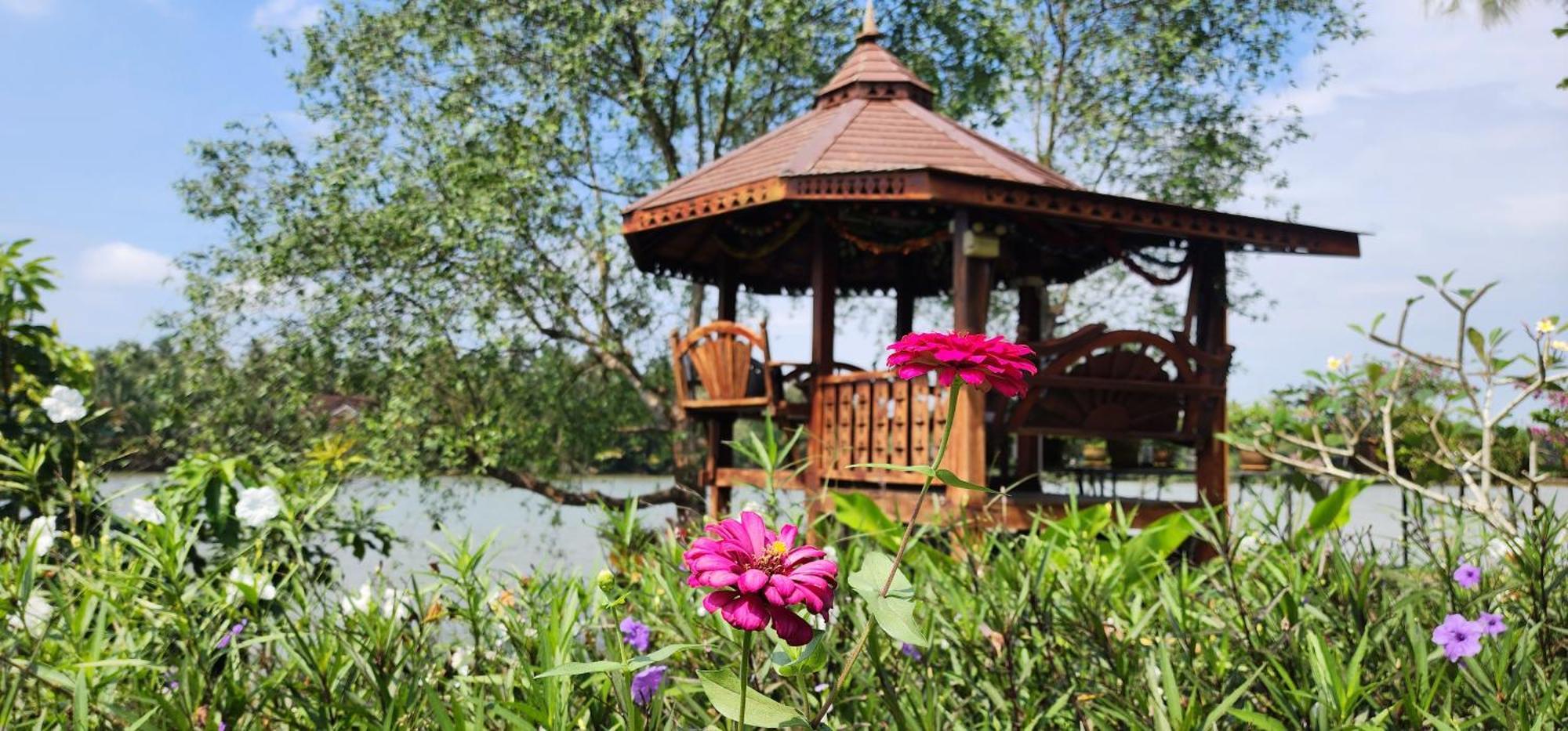 Suan Son Villa Koh Sa Nher สวนสนธิ์วิลล่า เกาะเสนอ Sha Szuratthani Kültér fotó